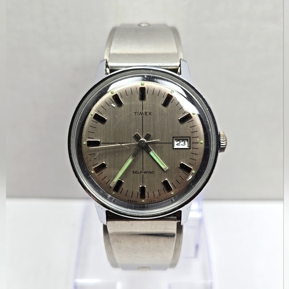 TIMEX VISCOUNT 1971 Silver Date Watch Self Winding Retro Don  Timex Viscount 1971 Silver Date Watch Self Winding Retro Don Juan By Flatau Cuff